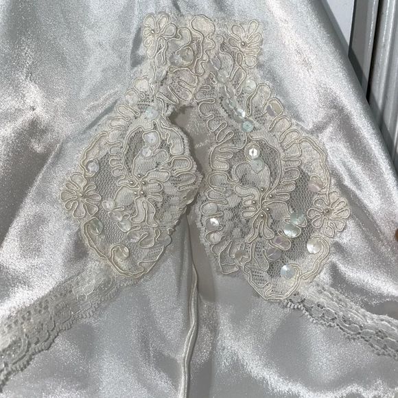 Vintage Victoria’s Secret Lingerie Set Ivory Chamise and Kimono Set Sz Large - Picture 9 of 14